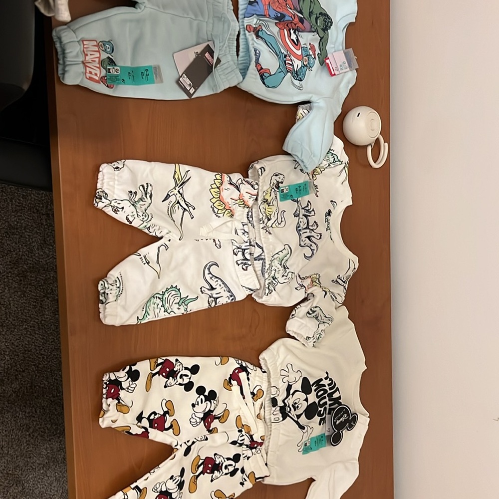 3 Primark sets